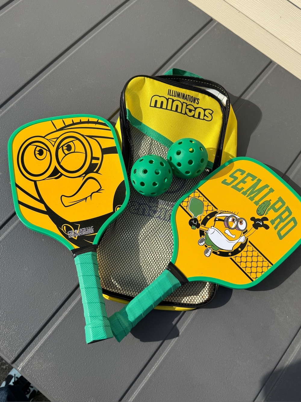 Minions Pickleball. New in carrying case.